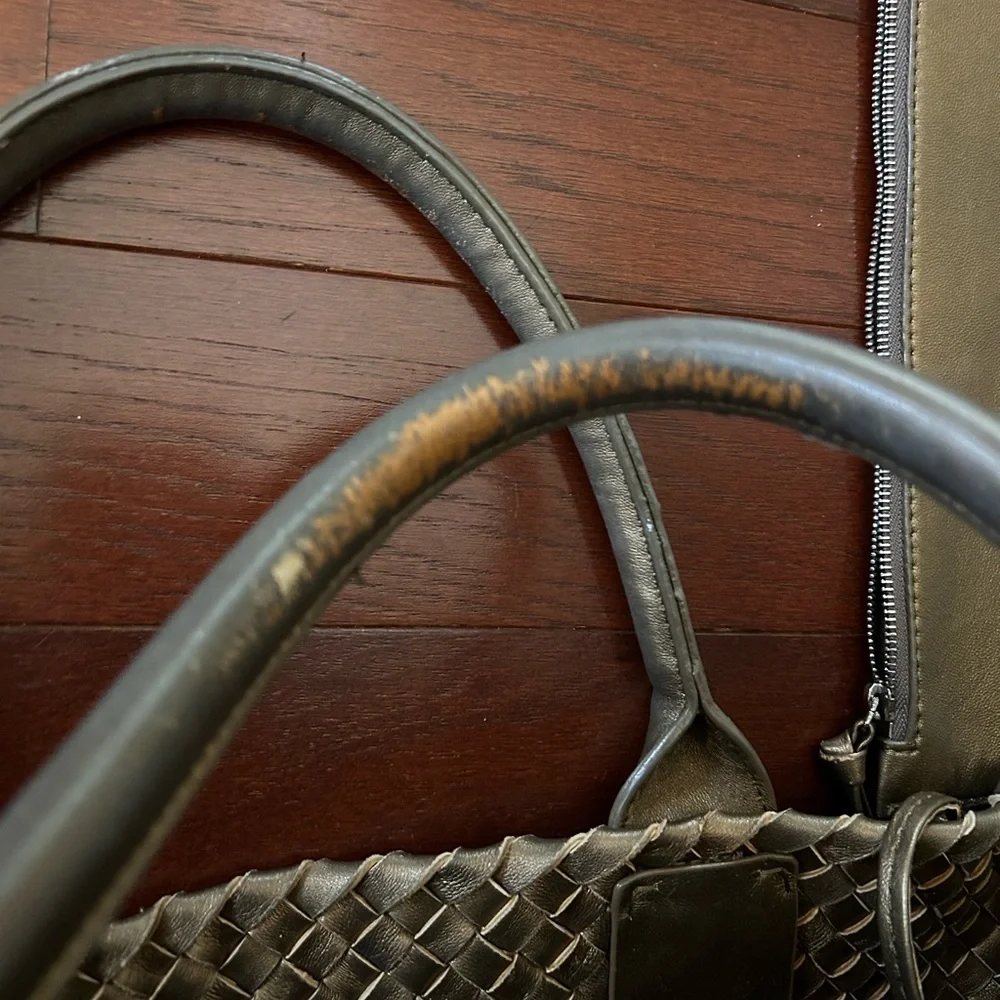 Woven Tote Bag Large Bronze Taupe with Matching Pouch excellent condition - Picture 8 of 9